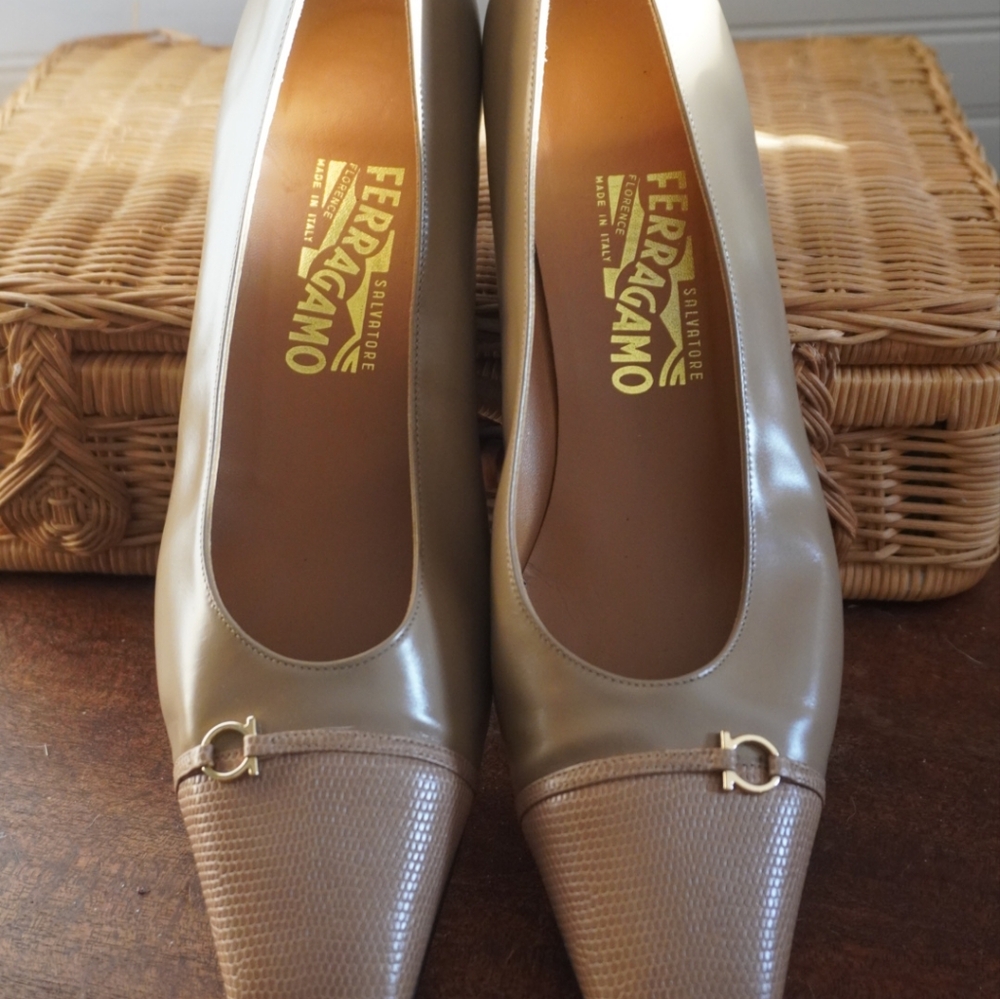 Vintage Ferragamo Kitten Heels Size 12